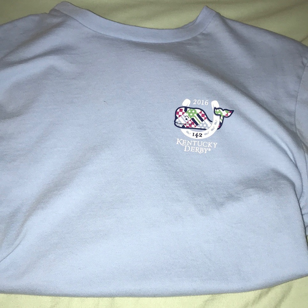 Boys Vineyard Vines tee!!